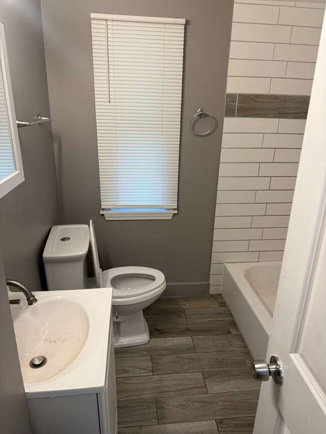 Building Photo - 6341 Archdale St