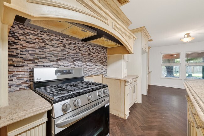 Building Photo - 14311 Glade Point Dr