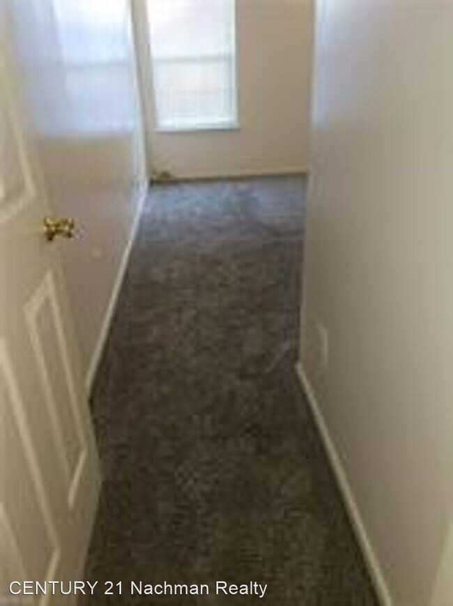 Building Photo - 3 br, 2 bath House - 972 Baker Road