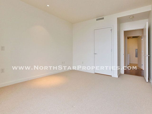 Building Photo - Beautiful Meriweather Condo with Spectacular Views