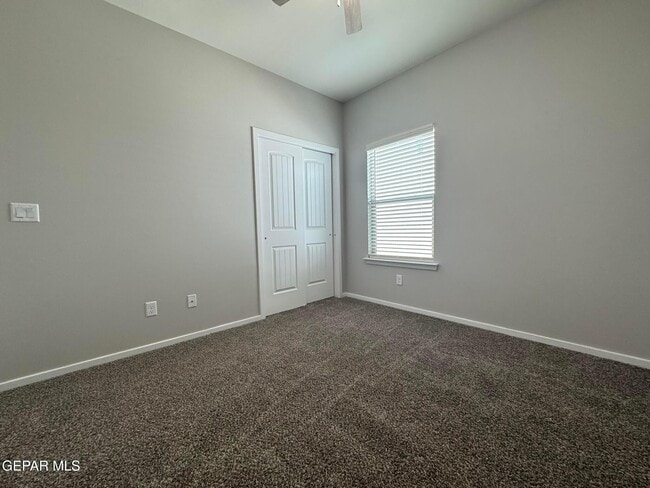 Building Photo - 13852 Paseo Alegre Dr