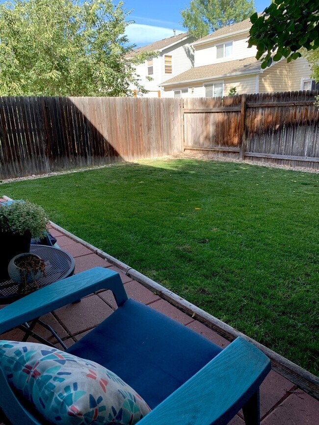 Building Photo - Beautiful 3 Bedroom 2 Bath Townhome with Attached 1 Car Garage for Rent in Northwest Loveland, CO