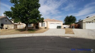 Building Photo - Great 3 + 2 on a Cul-de-Sac in Rosamond