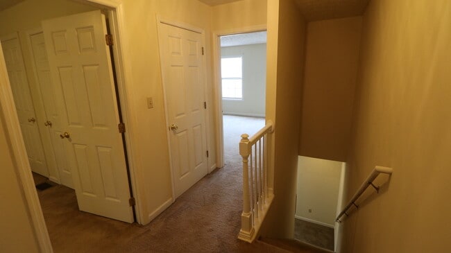 Building Photo - 144 Jason Cir