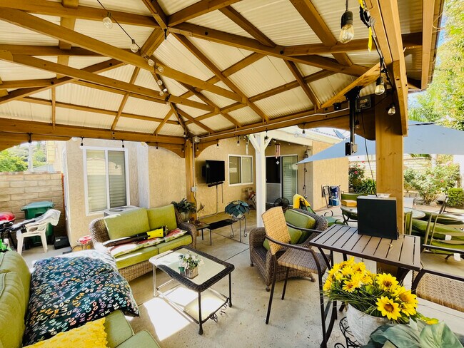 Building Photo - 21945 Centurion Way