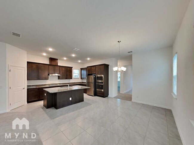 Building Photo - 830 MIDDLETON ST