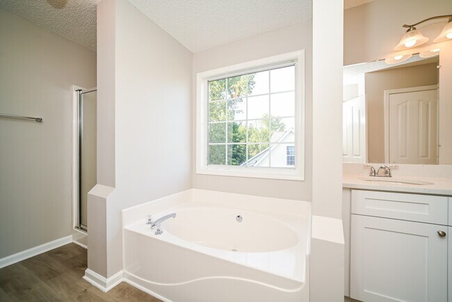 Building Photo - 122 Wills Way