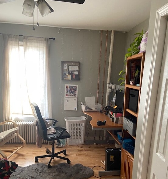 Bedroom 2 or Office - 4 Niquette Ct