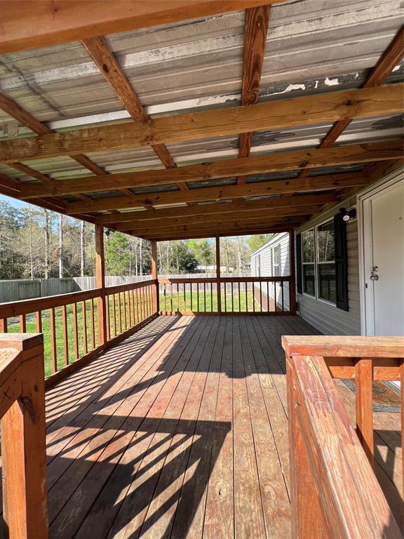 Building Photo - 101 Maple Ln