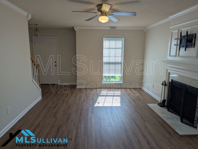 Building Photo - 7009 Englehardt Dr