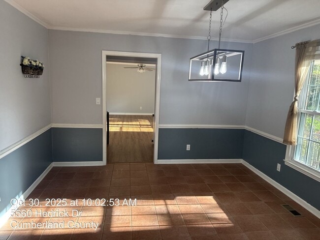 Building Photo - 5560 Hedrick Dr