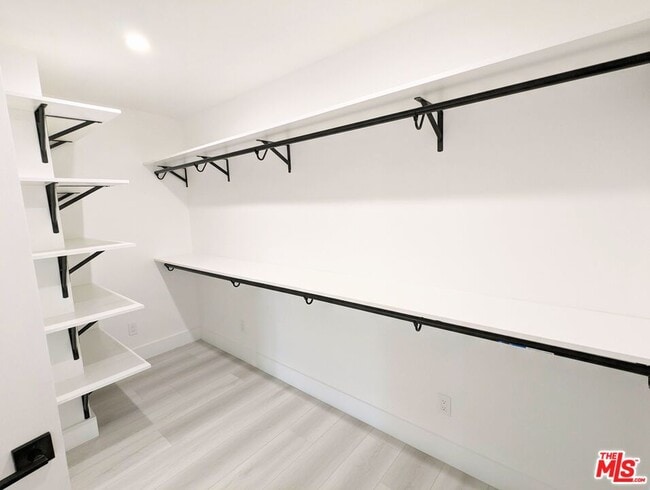 Building Photo - 1917 11th St