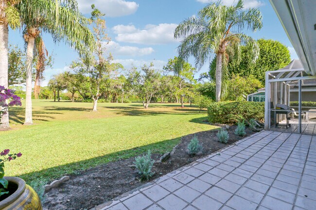 Building Photo - 13760 Sand Crane Dr