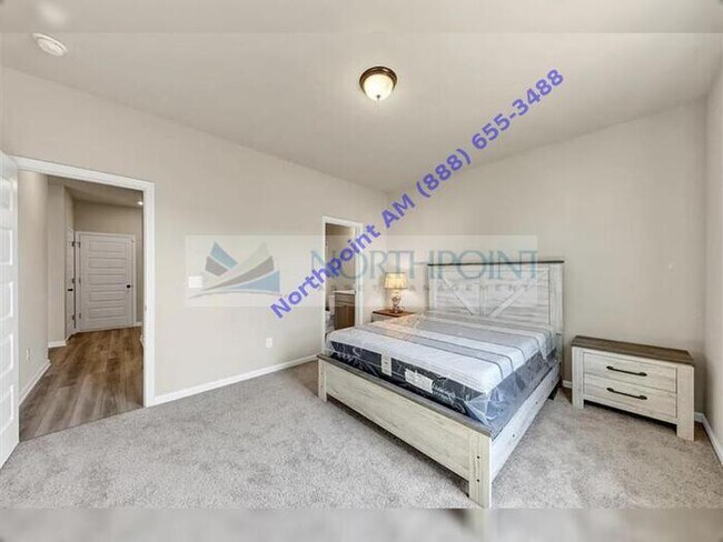 Building Photo - Beautiful Home for Lease in Locust Grove