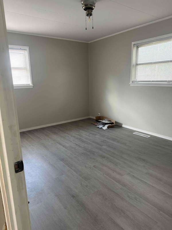 Building Photo - 877 Pontiac Ave