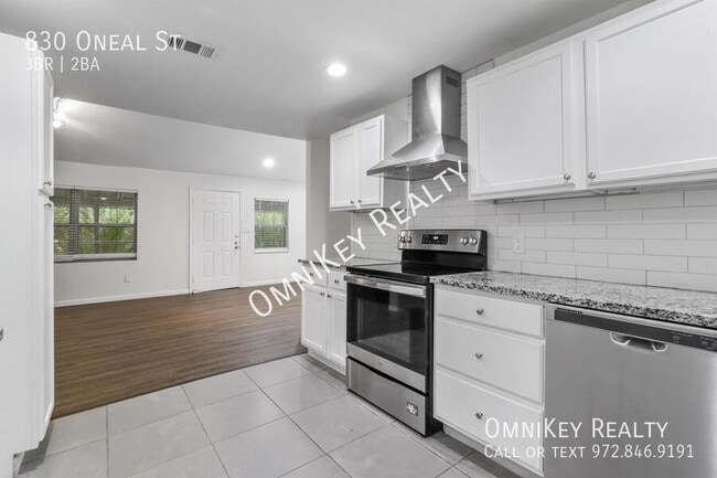 Building Photo - 830 Oneal St