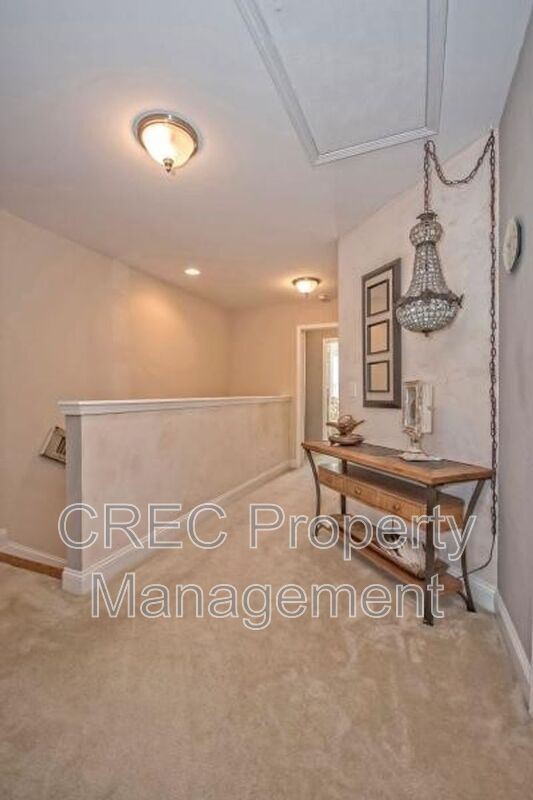Building Photo - 3639 Bagley Dr