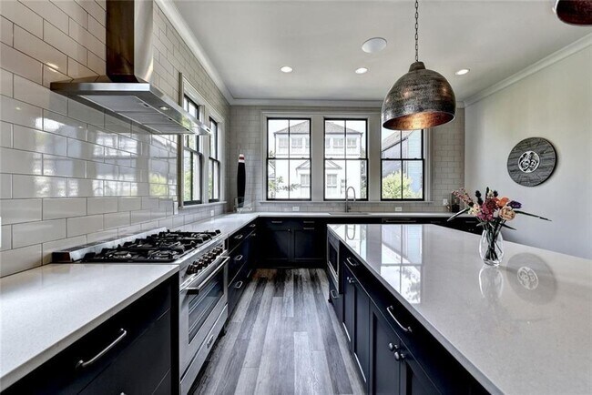 Building Photo - 2555 Brook Run