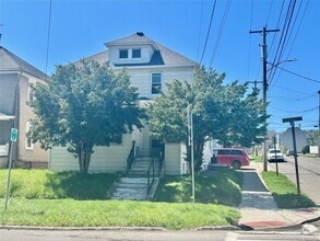 Building Photo - 129 N McKinley Ave