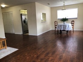 Building Photo - 5967 Terrace Park Dr N