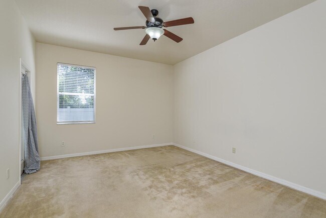 Building Photo - 4515 Fieldview Cir