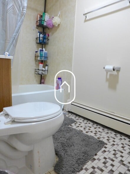 Building Photo - 1578 Tremont St