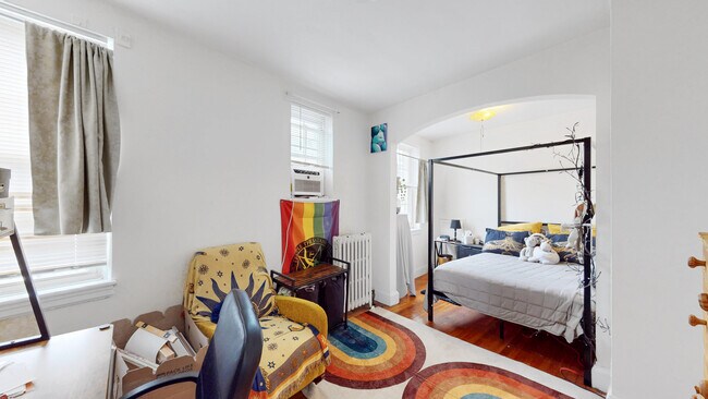 Building Photo - 15 Governors Ave