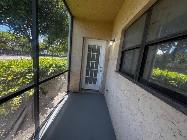 Building Photo - 8793 NW 39th St