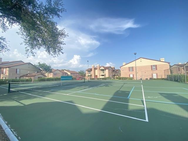 Primary Photo - 2120 El Paseo St