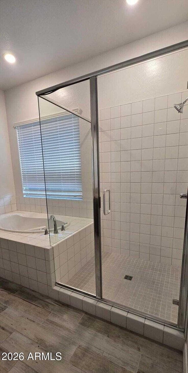 Building Photo - 22638 E Saddle Way