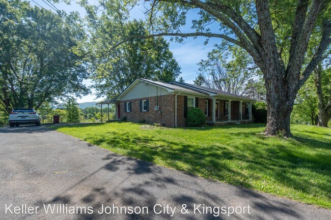 Building Photo - 4 br, 2 bath House - 1011 Westminister Dr