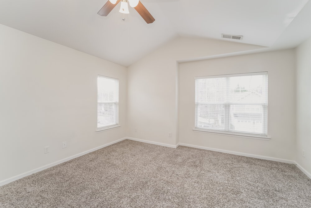 Building Photo - 10142 Old Carolina Dr