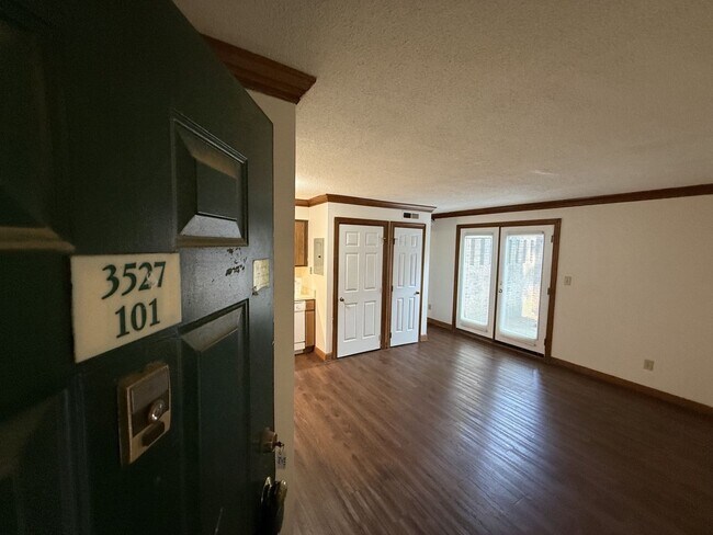 Building Photo - 3527-101 Ivy Commons Dr