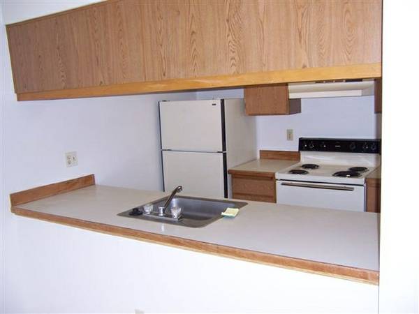 Kitchen - Columbia Pointe