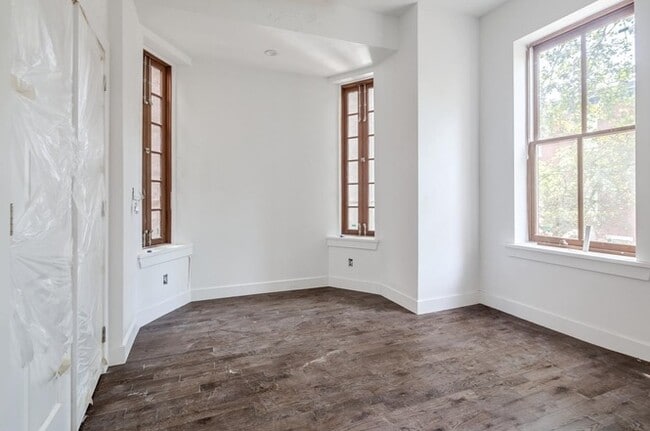 Building Photo - 2014 Mount Vernon St