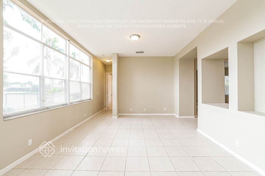 Building Photo - 6103 C Durham Dr