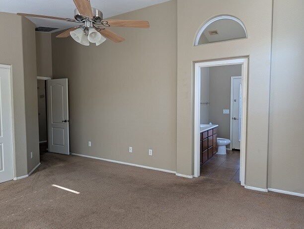 Building Photo - 41874 Colby Dr