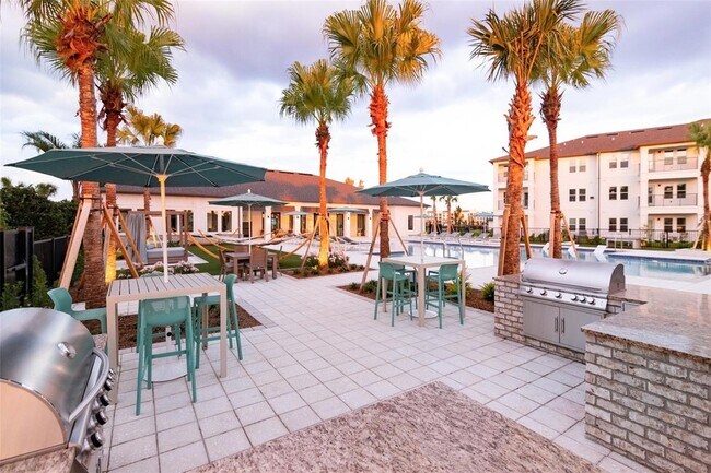 Building Photo - 100 Windflower Ln