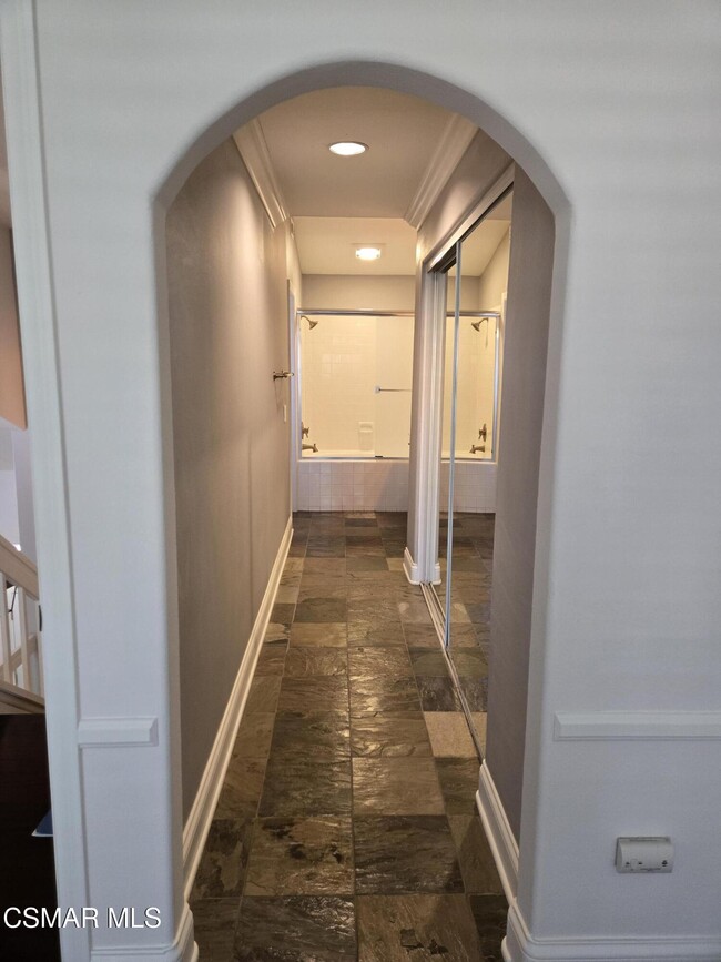 Building Photo - 491 Novara Way