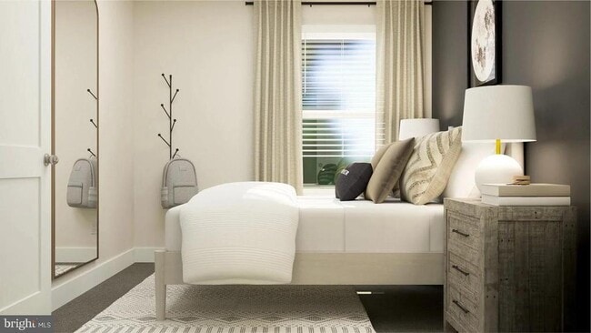 Building Photo - 32 Anderson Dr