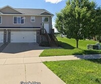 Building Photo - $2,040 | 3 Bedroom 3 Bath | Townhome | Attached Garage | Washer & Dryer