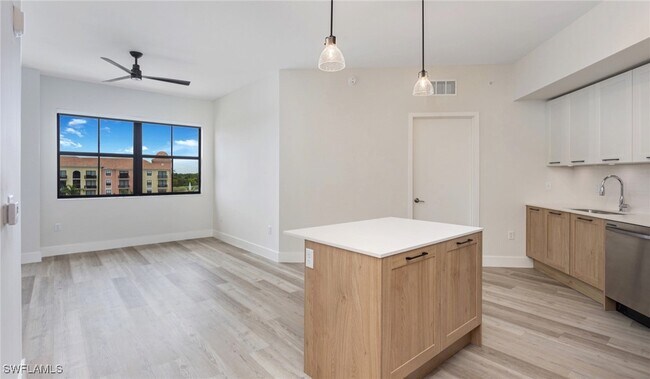 Building Photo - 22980 Vista Edera Cir