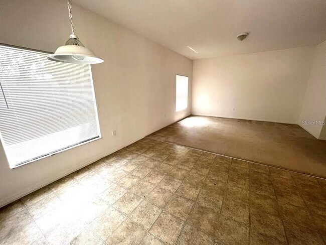 Building Photo - 134 Ryberry Dr