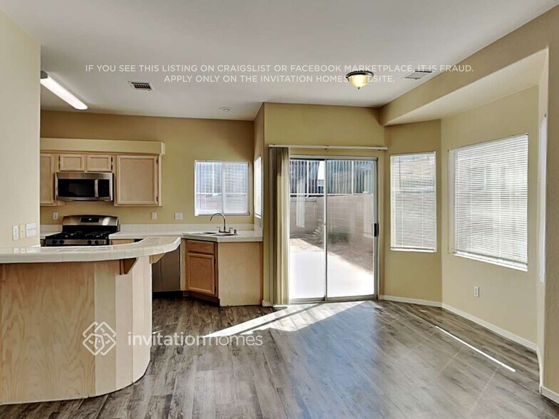 Building Photo - 2537 Parker James Ave