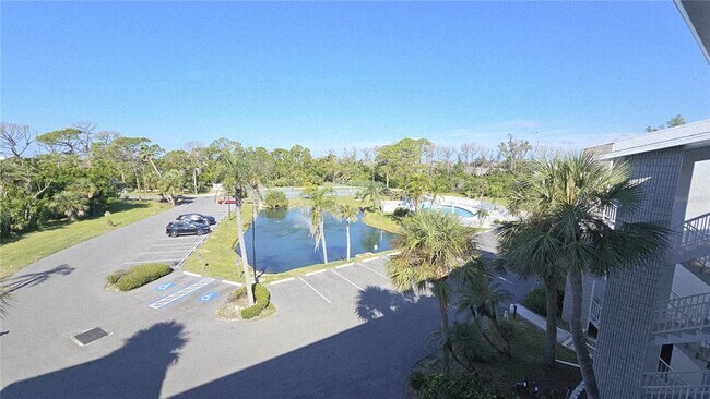 Building Photo - 1401 S McCall Rd