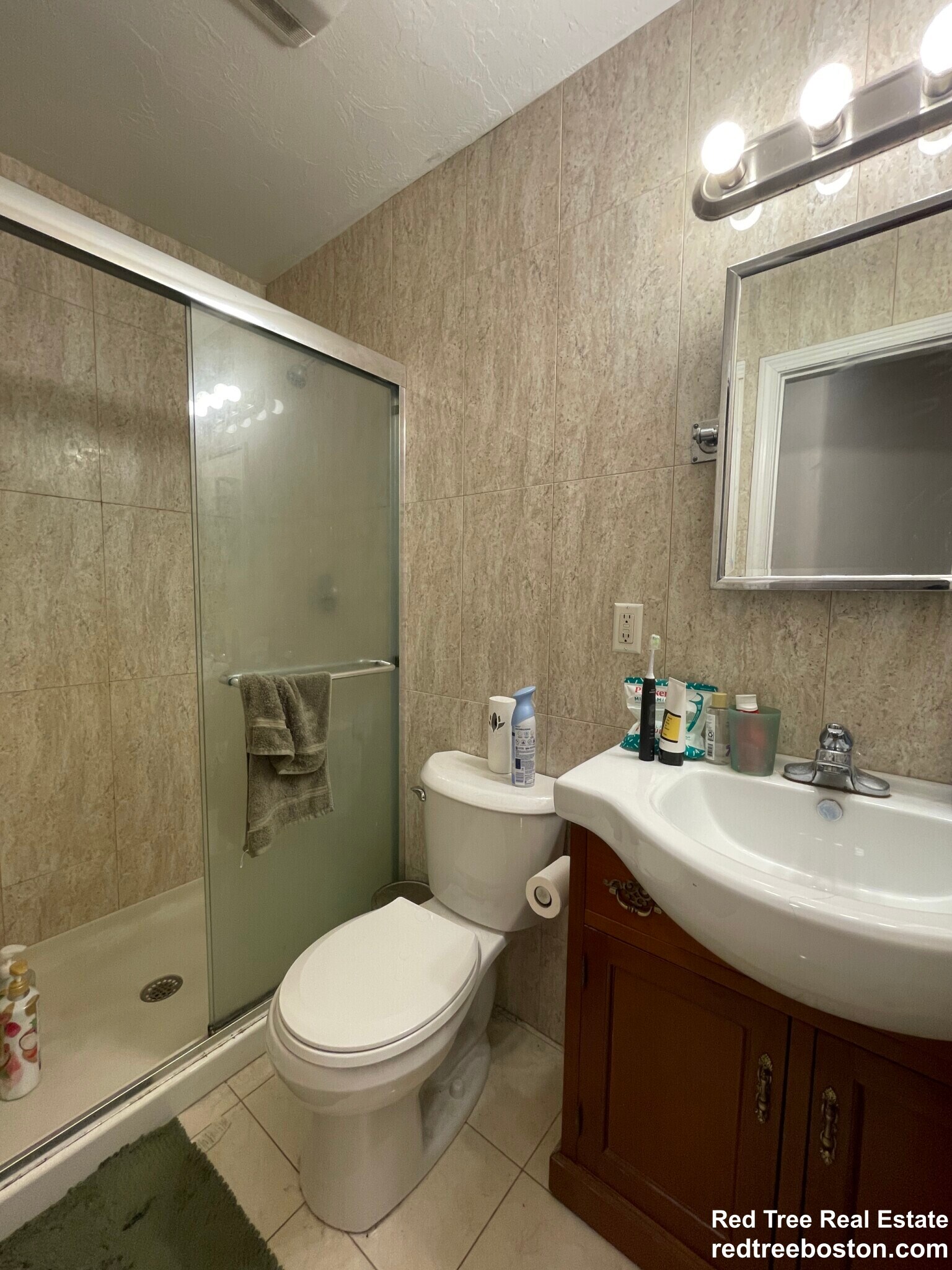 Building Photo - 195 Winthrop Rd