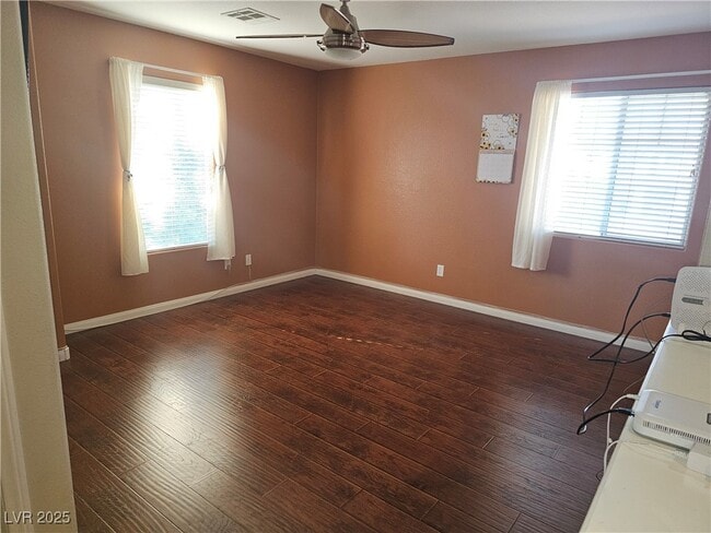 Building Photo - 11081 Village Ridge Ln