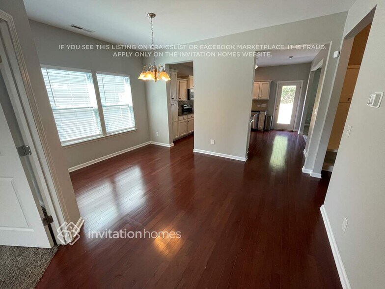 Building Photo - 10308 Snowbell Ct