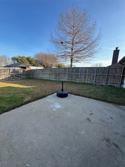 Building Photo - 503 Rose Dr