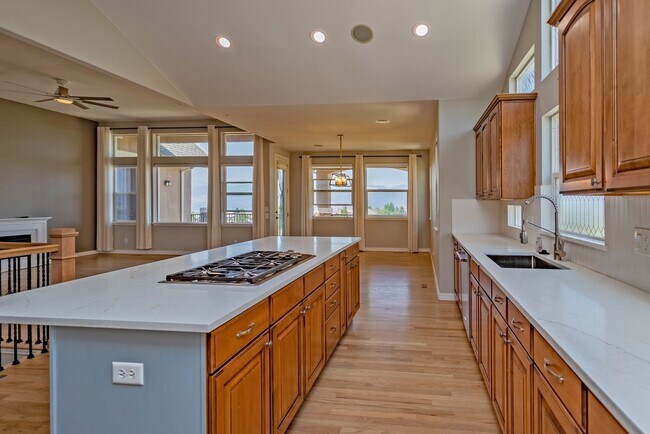 Building Photo - 10154 Silver Leaf Way